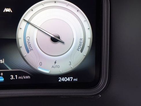 Used 2023 Hyundai Kona Limited image 34