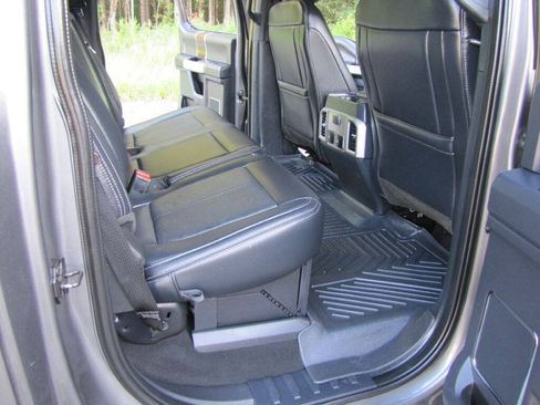 Used 2022 Ford F250 Lariat w/ Lariat Value Package AWD/4WD image 20