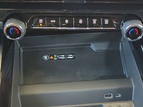 New 2026 Chevrolet Tahoe Premier image 16