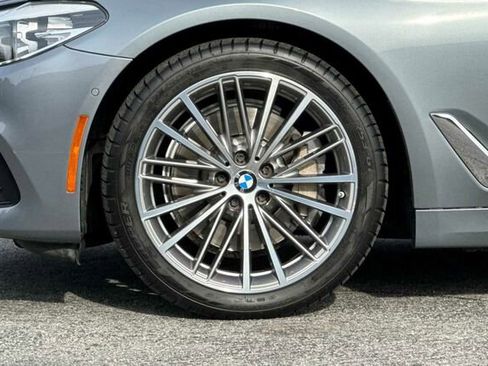 Used 2019 BMW 530i w/ Convenience Package image 26