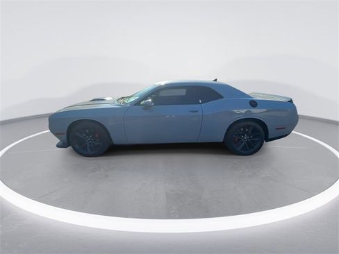 Used 2020 Dodge Challenger R/T w/ Shaker Package image 5