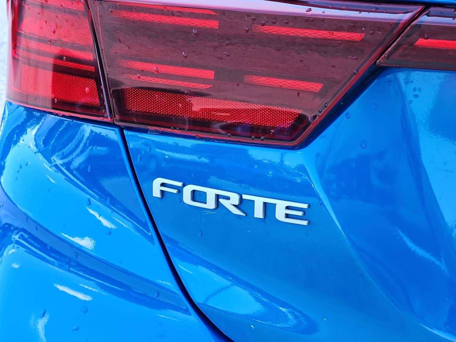 Certified 2024 Kia Forte GT-Line w/ GT-Line Premium Package FWD image 11