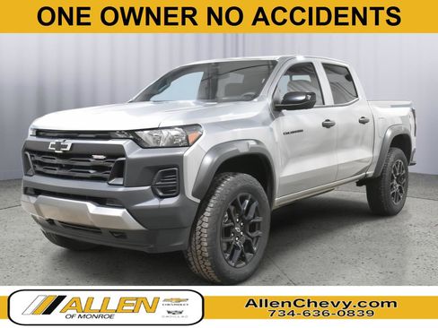 Used 2023 Chevrolet Colorado Trail Boss w/ LPO, Dark Essentials Package image 1