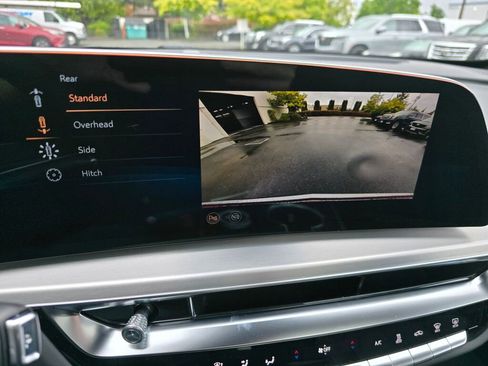 New 2025 Cadillac Lyriq Luxury image 27