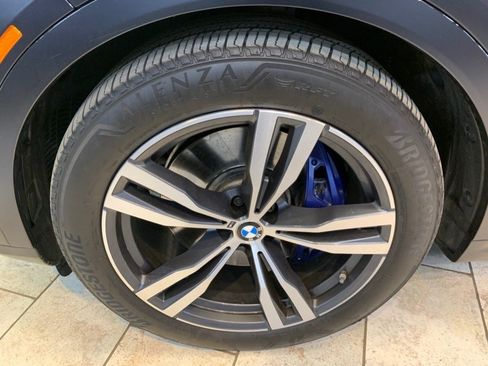 Used 2024 BMW X7 M60i AWD/4WD image 13