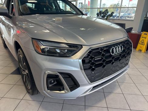 Used 2023 Audi Q5 2.0T Premium Plus w/ Premium Plus Package AWD/4WD image 5