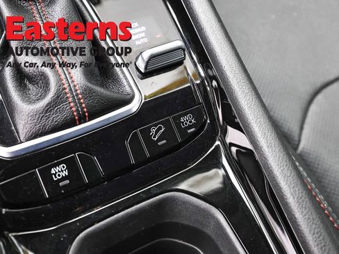 Used 2022 Jeep Compass Trailhawk w/ Trailhawk Elite Group image 22