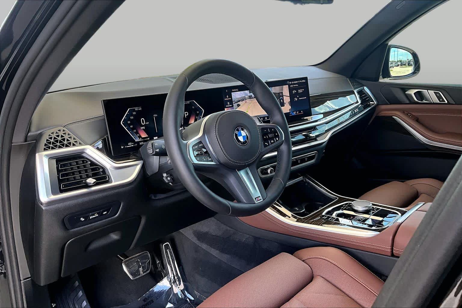 Used 2026 BMW X5 sDrive40i w/ M Sport Package RWD image 16