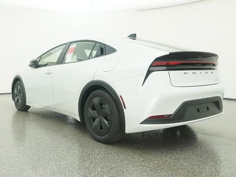 New 2026 Toyota Prius LE FWD image 12