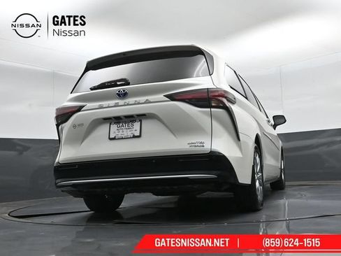 Used 2021 Toyota Sienna Limited w/ Protection Package (TMS) FWD image 42