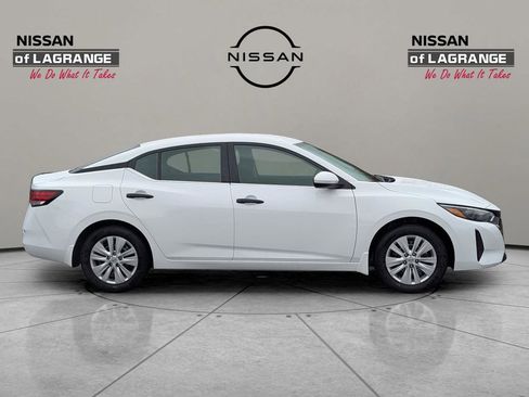New 2025 Nissan Sentra S FWD image 4