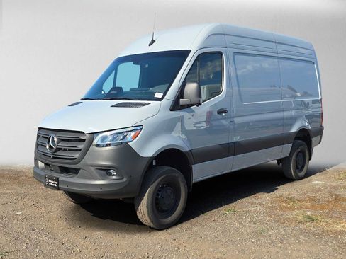 Used 2026 Mercedes-Benz Sprinter 2500 image 7
