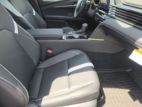 New 2026 Toyota Camry SE FWD image 12