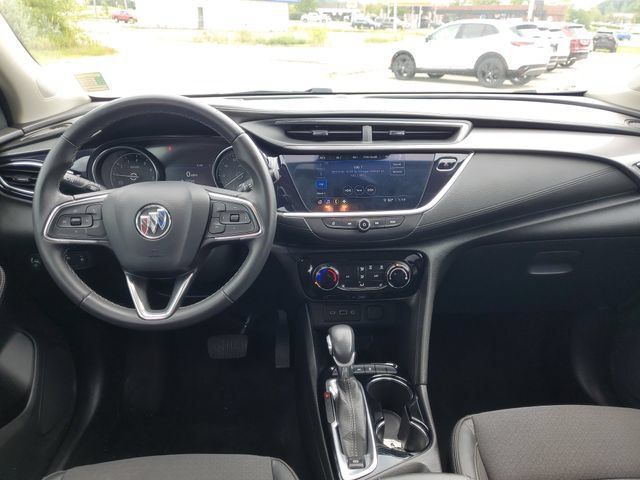 Used 2020 Buick Encore GX Preferred w/ Cold Weather Comfort Package FWD image 28