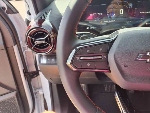 New 2026 Chevrolet Equinox RS w/ Convenience Package III FWD image 19