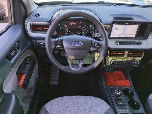Used 2022 Ford Maverick XLT image 15
