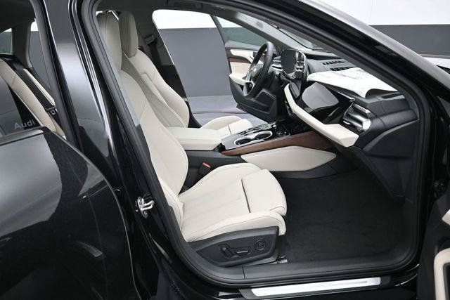 New 2026 Audi A6 Premium Plus AWD/4WD image 14