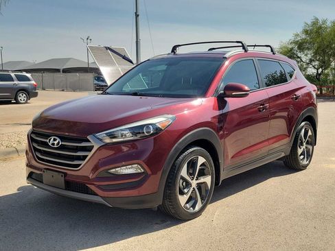 Used 2016 Hyundai Tucson Sport FWD image 4