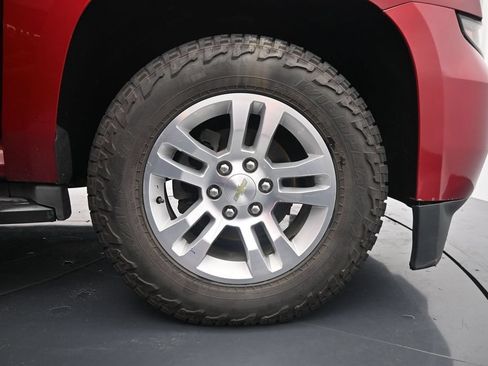 Used 2015 Chevrolet Tahoe LT w/ Luxury Package AWD/4WD image 14