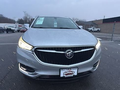 Used 2019 Buick Enclave Essence image 8