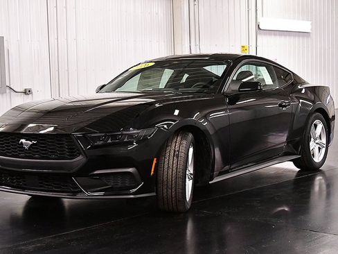 New 2026 Ford Mustang Coupe RWD image 3
