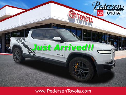 Used 2022 Rivian R1T Adventure AWD/4WD image 1