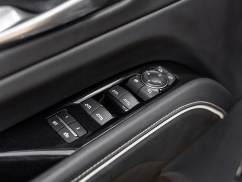 Used 2024 Cadillac Escalade V w/ LPO, ONYX Package AWD/4WD image 19