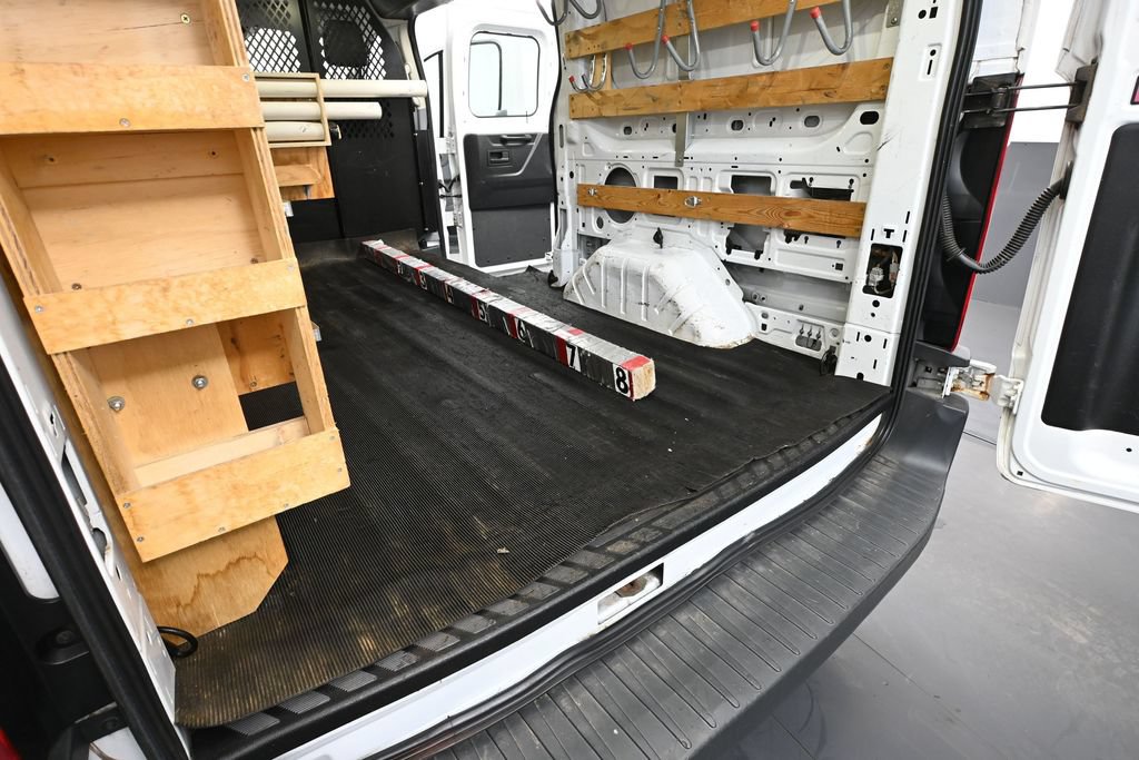 Used 2017 Ford Transit 250 130 Low Roof w/ Exterior Upgrade Package RWD image 24