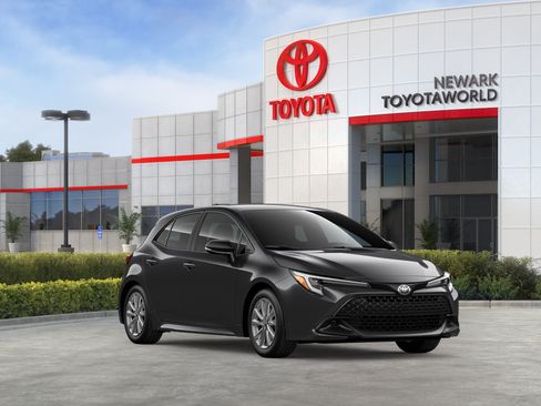 Used 2026 Toyota Corolla SE FWD image 17