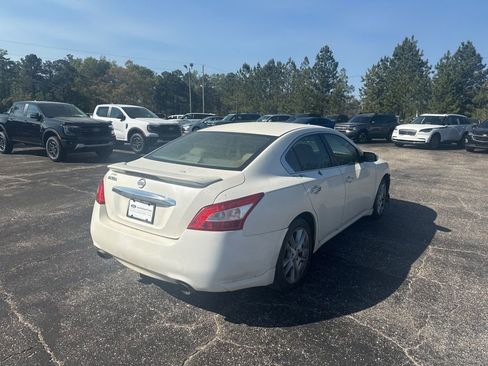 Used 2010 Nissan Maxima 3.5 S FWD image 19