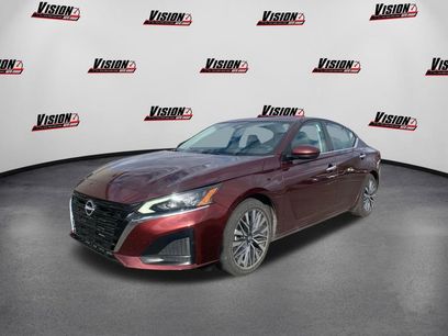 Used 2023 Nissan Altima 2.5 SV