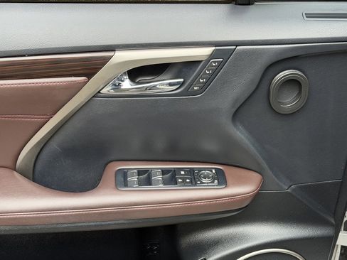 Used 2018 Lexus RX 350L FWD image 29