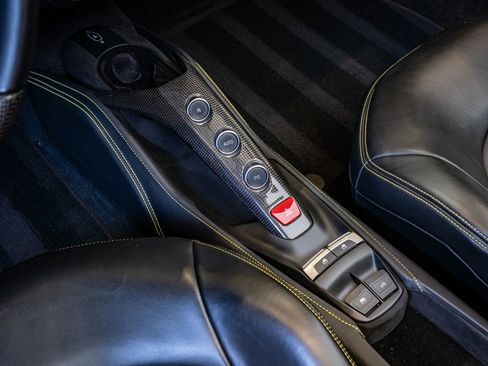 Certified 2019 Ferrari 488 Spider RWD image 15