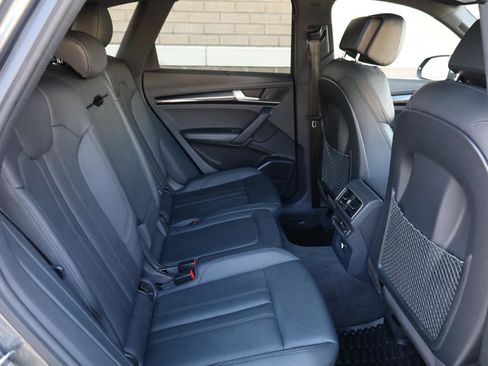 Used 2018 Audi SQ5 Prestige w/ Prestige Package AWD/4WD image 25