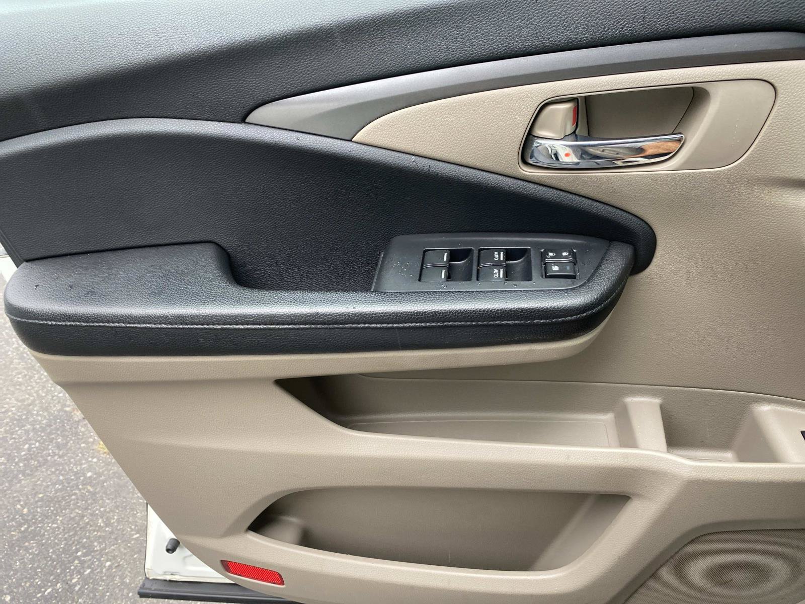 Used 2016 Honda Pilot EX-L image 23