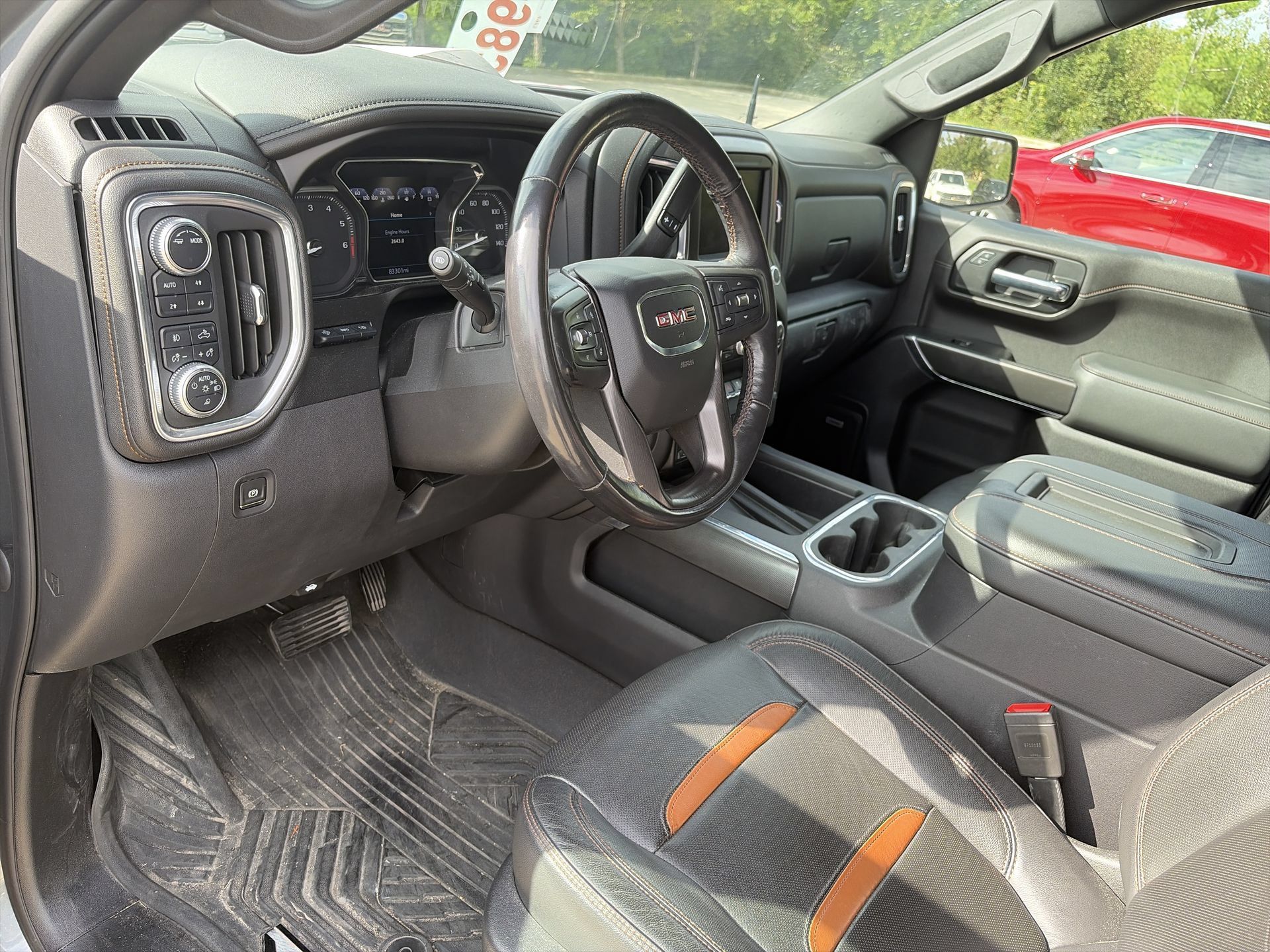Used 2020 GMC Sierra 1500 AT4 w/ Off-Road Performance Package AWD/4WD image 11