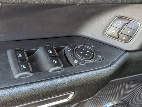 Used 2021 Ford Expedition Max Limited image 14