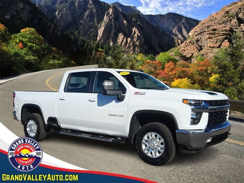 Used 2023 Chevrolet Silverado 2500 LT w/ Convenience Package image 1
