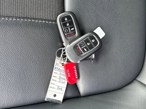 Certified 2025 Honda Pilot EX-L image 28