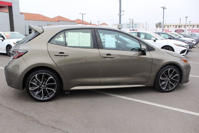 Used 2019 Toyota Corolla XSE FWD image 18