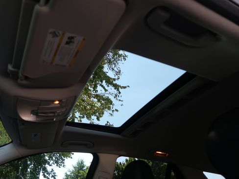 Used 2016 Mercedes-Benz GLE 350 4MATIC image 33