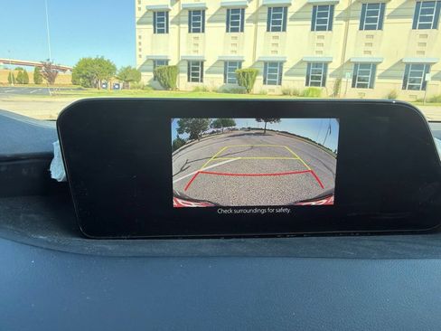 Used 2022 MAZDA MAZDA3 s FWD image 13