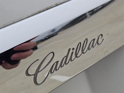 Used 2014 Cadillac SRX Luxury w/ Driver Awareness Package image 8