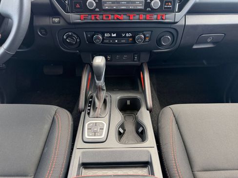 Used 2026 Nissan Frontier PRO-4X AWD/4WD image 40