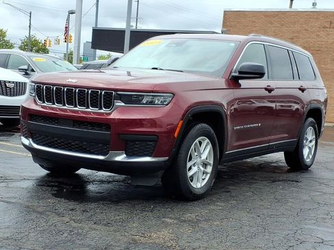 Used 2023 Jeep Grand Cherokee L Laredo AWD/4WD image 3