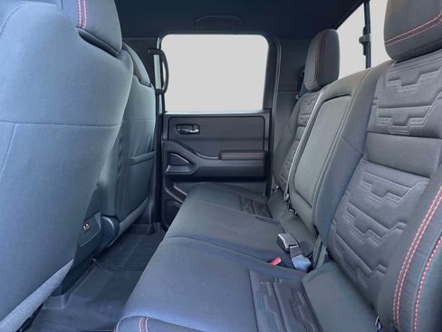 Used 2024 Nissan Frontier PRO-4X w/ Off-Road Protection Package image 11