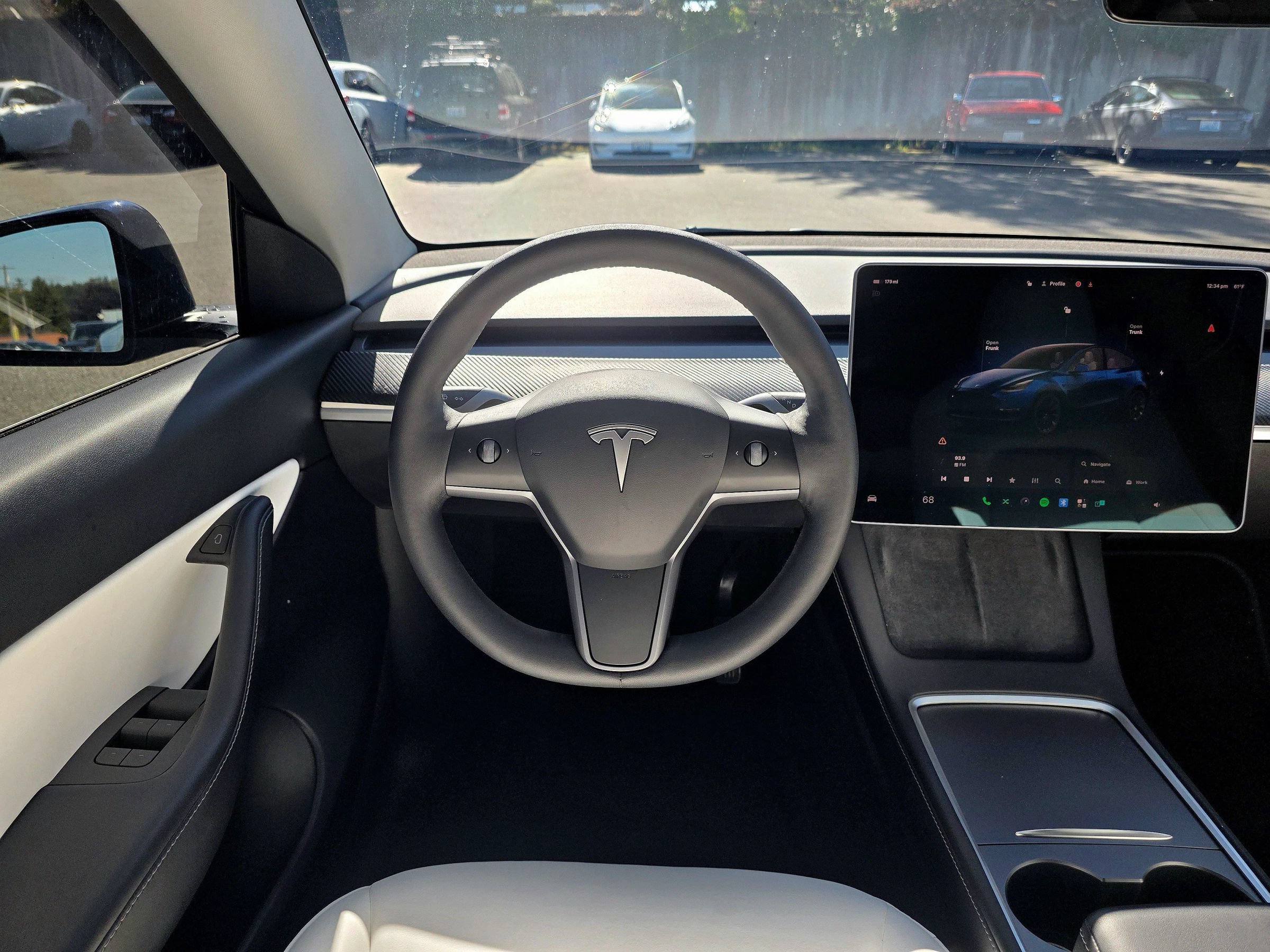 Used 2022 Tesla Model Y Long Range AWD/4WD image 22