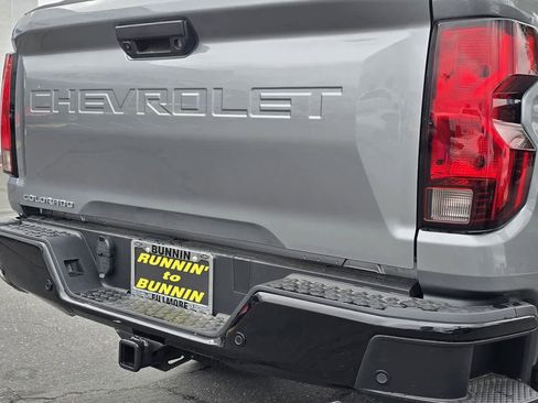 Used 2024 Chevrolet Colorado W/T w/ Technology Package image 21