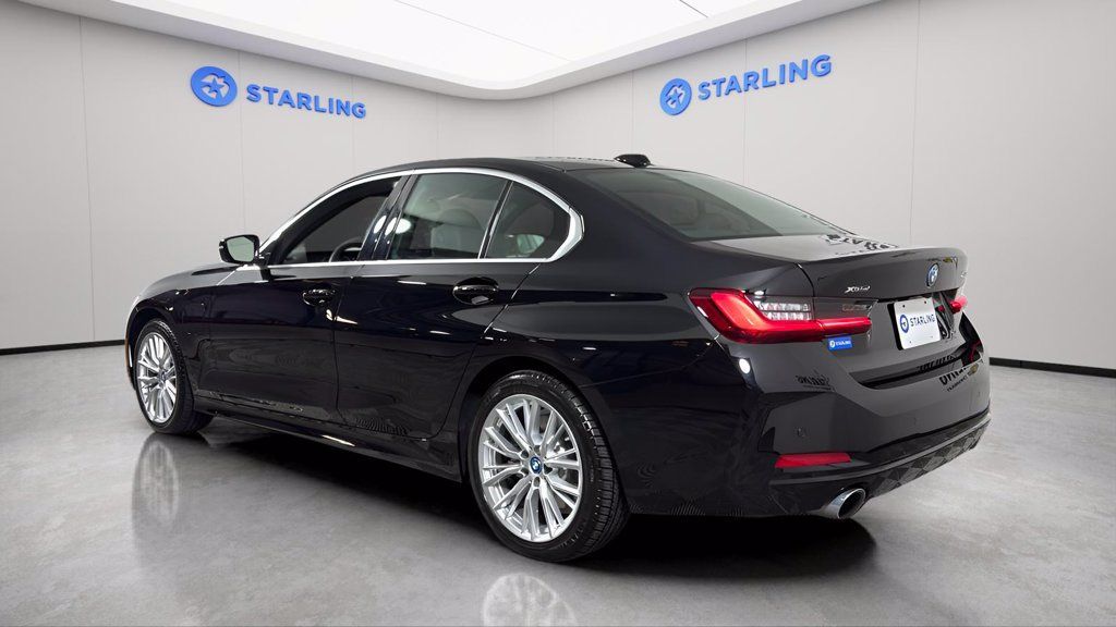 Used 2024 BMW 330e xDrive AWD/4WD image 4