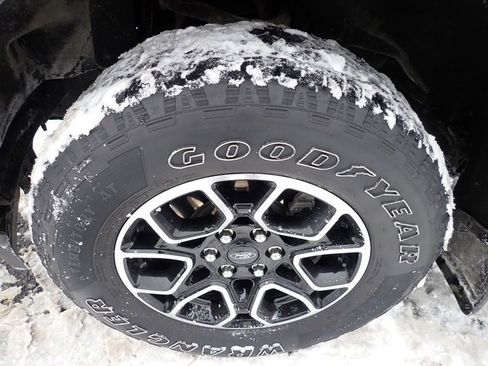 Certified 2021 Ford F150 XLT w/ Equipment Group 302A High image 12